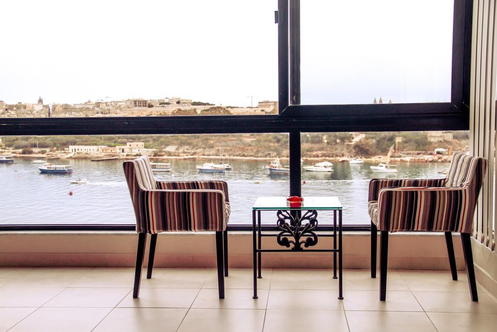Strand Mansions Sliema Bagian luar foto