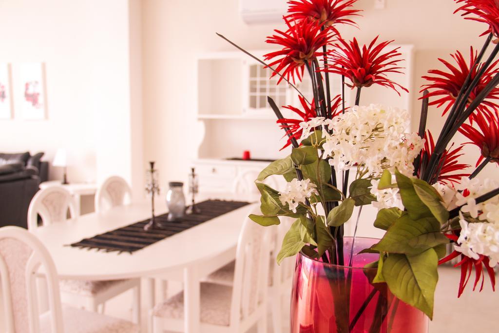 Strand Mansions Sliema Bagian luar foto